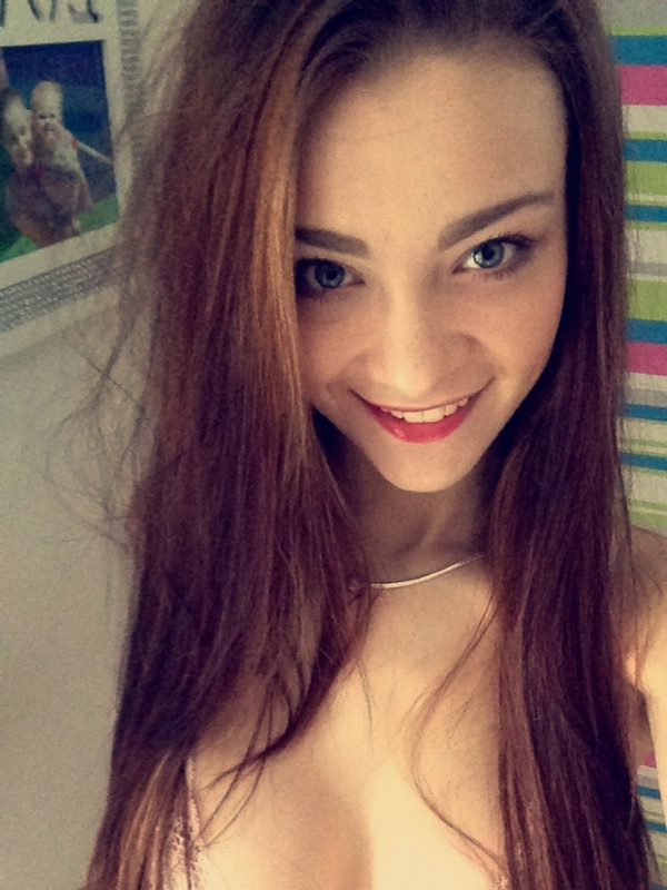 Emelia Selfies - White Dress